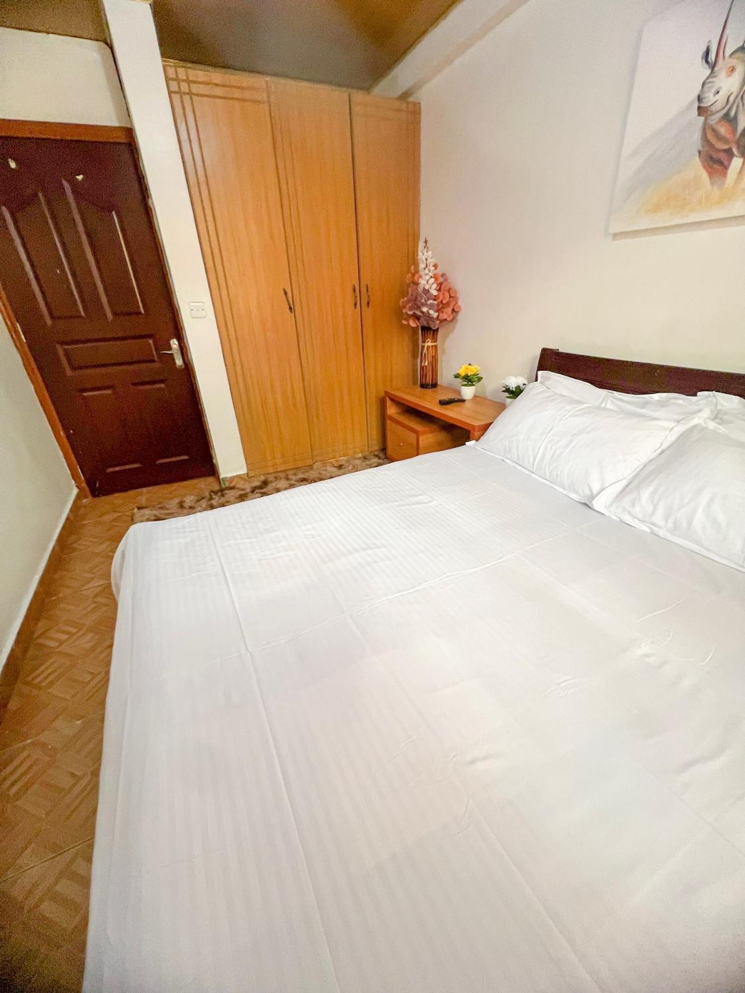 Castan Centre Aparthotel Nairobi Bagian luar foto