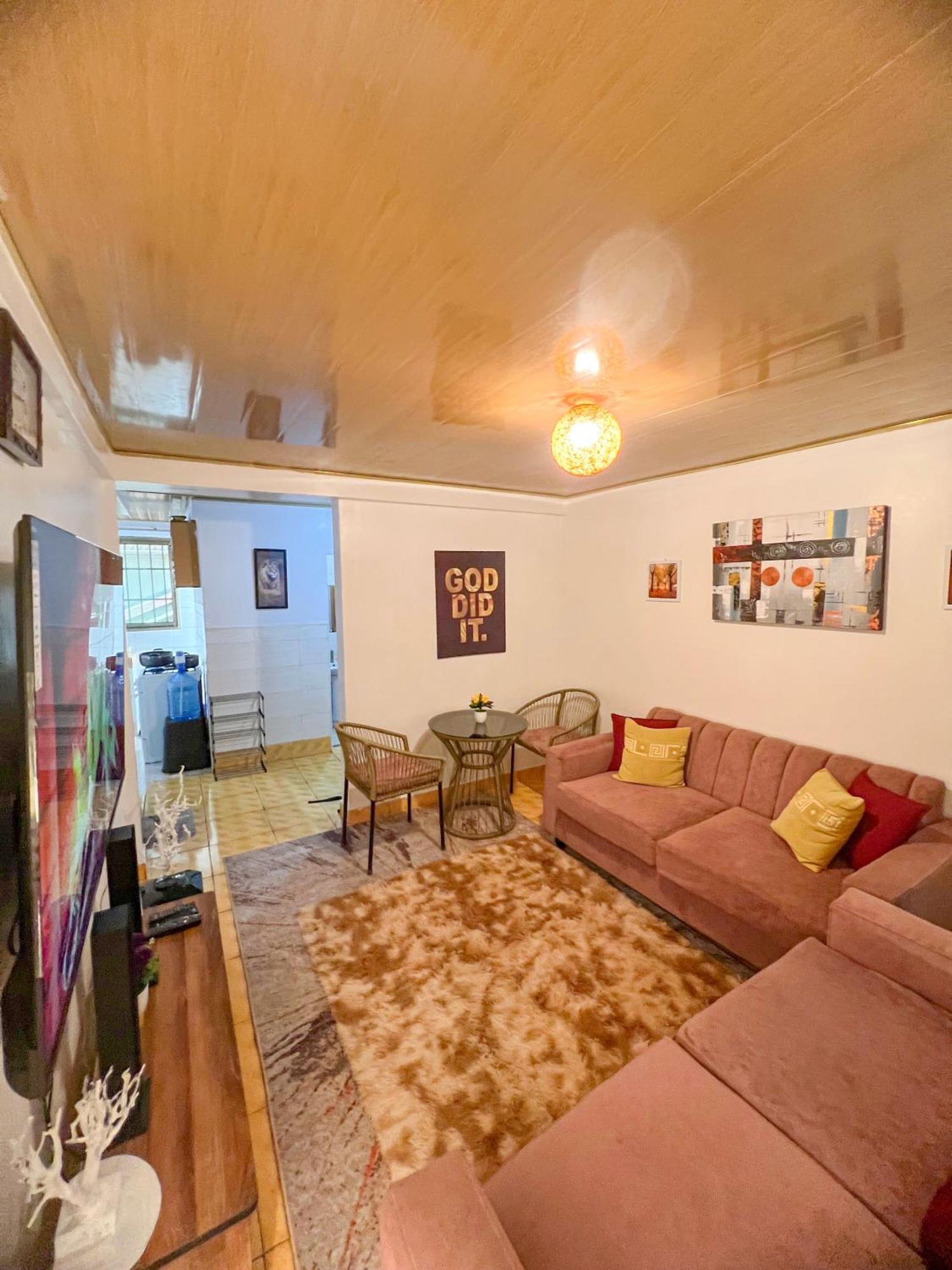 Castan Centre Aparthotel Nairobi Bagian luar foto